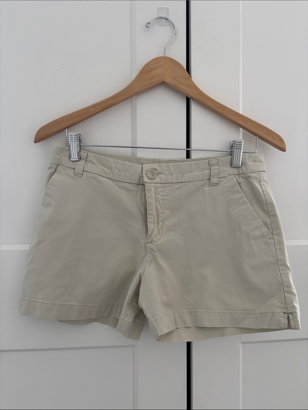 Patagonia Women's Light Khaki Chino Shorts